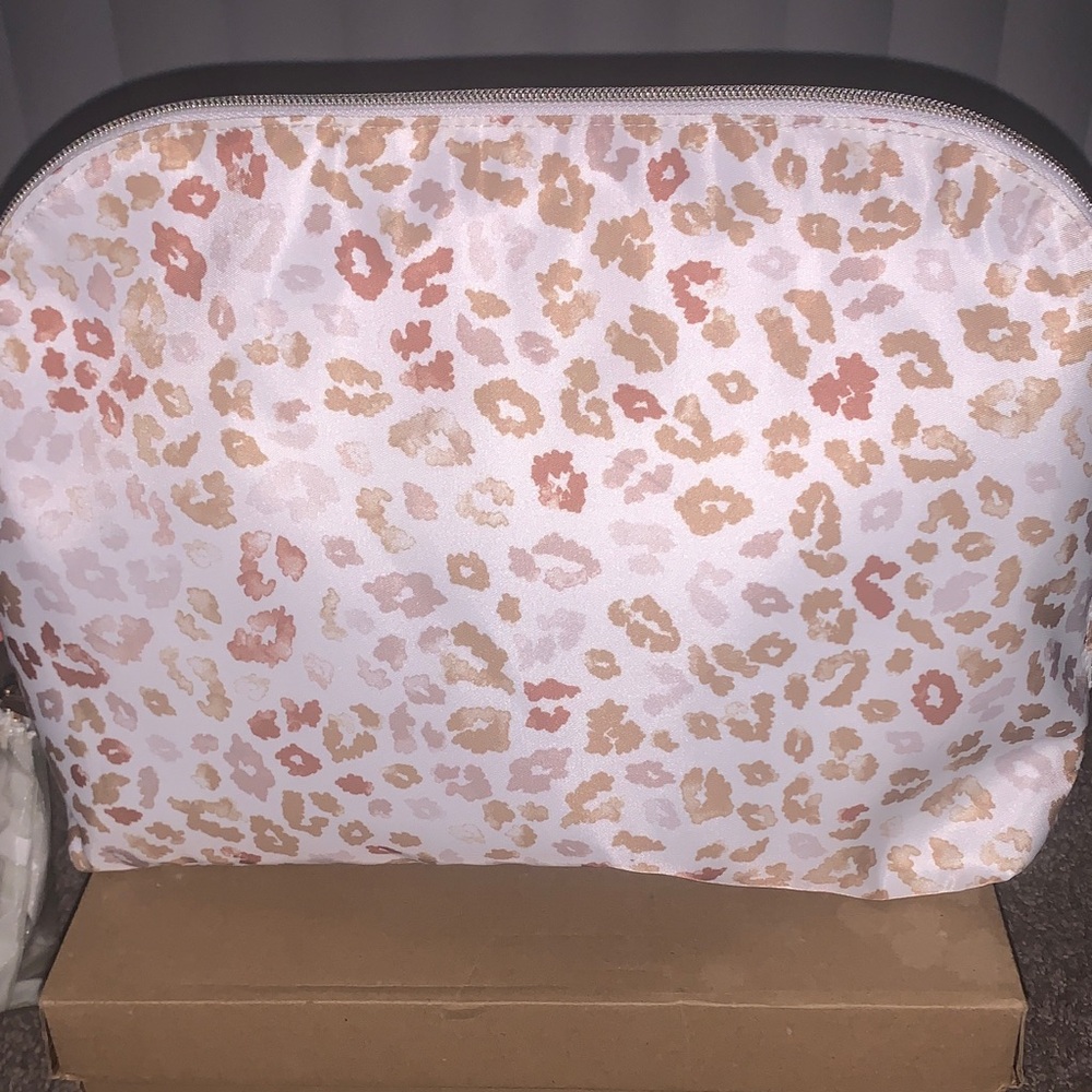 Sonia Kashuk Animal Print Cosmetic Pouch - Picture 7 of 7